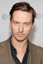 Tom Schilling