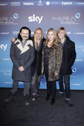 Anna Loos mit Band Silly