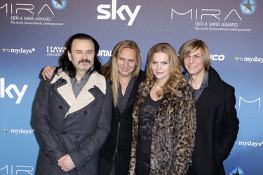 Anna Loos mit Band Silly