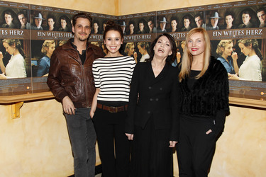 Max von Thun, Peri Baumeister, Iris Berben, Nadja Uhl