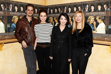 Max von Thun, Peri Baumeister, Iris Berben, Nadja Uhl