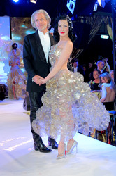 Hermann Bühlbecker, Dita Von Teese