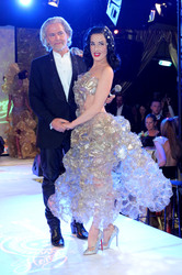 Hermann Bühlbecker, Dita Von Teese