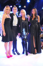 Ornella Muti, Mischa Barton, Bo Derek, Rosario Dawson