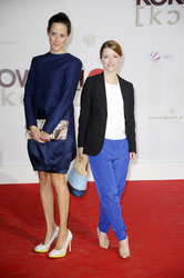 Anja Knauer, Karoline Schuch