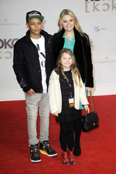 Anne-Sophie Briest mit ihren Kindern Jahmar und Faye
