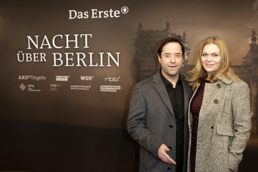 Jan Josef Liefers, Anna Loos