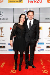 Samuel Finzi mit Gattin