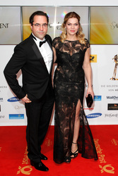 Jan Josef Liefers, Anna Loos