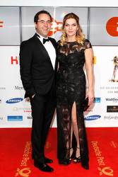 Jan Josef Liefers, Anna Loos