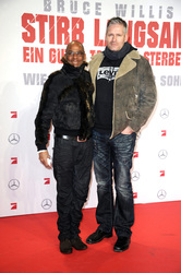 Pierre Sanoussi-Bliss mit Partner Till Bliss