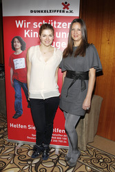 Nina Bott, Dana Schweiger