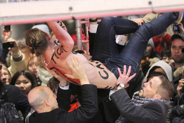 Femen Demonstrantin