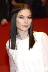 Nora von Waldstätten