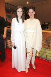 Nora von Waldstätten, Bibiana Beglau