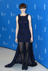 Anne Hathaway