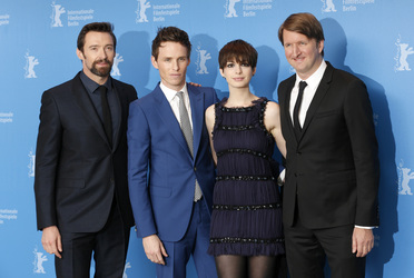 Hugh Jackman, Eddie Redmayne, Anne Hathaway, Tom Hooper