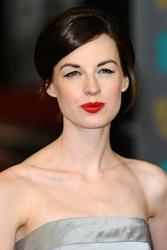 Jessica Raine