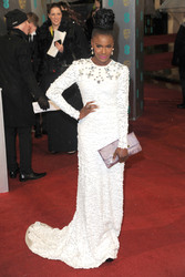 Shingai Shinoa (The Noisettes)