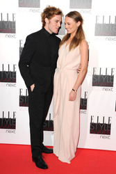 Sam Claflin, Laura Haddock