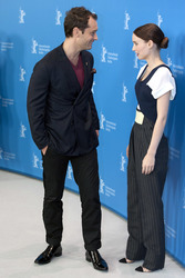 Jude Law, Rooney Mara