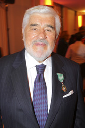 Mario Adorf