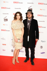 Belcim Bilgin mit Begleitung