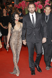 Nicolas Cage mit Ehefrau Alice Kim