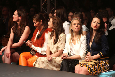 Natalia Wörner, Dünya Yildiz Can, Yvonne Catterfeld, Nova Meierhenrich, Cosma Shiva Hagen