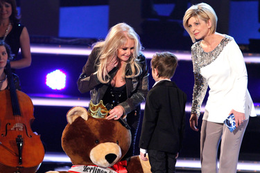 Bonnie Tyler, Konni, Carmen Nebel