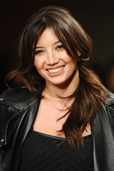 Daisy Lowe