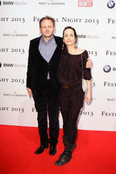 Samuel Finzi mit Gattin