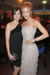 Aylin Tezel, Nina Gnädig