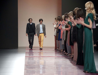 Ailanto Designer mit Models