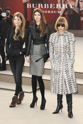 Anna Wintour mit Gästen