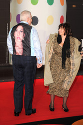 Mitch Winehouse, Janis Winehuouse