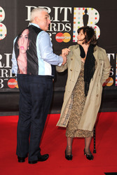 Mitch Winehouse, Janis Winehuouse