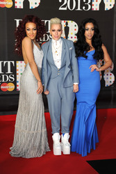 Stooshe