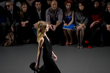 Devota y Lomba Model