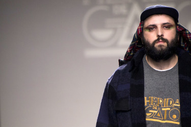 Herida de Gato Model