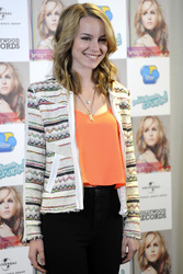 Bridgit Mendler