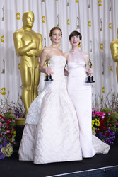 Jennifer Lawrence, Anne Hathaway