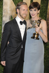 Adam Shulman, Anne Hathaway