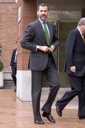 Felipe von Spanien beim Krankenhausbesuch, Madrid