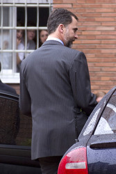 Felipe von Spanien beim Krankenhausbesuch, Madrid