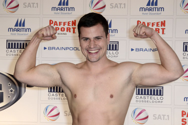 Wiegen zum Sat.1 Promiboxen, Düsseldorf