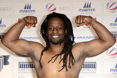 Wiegen zum Sat.1 Promiboxen, Düsseldorf