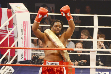 'Das große Sat.1 Promiboxen 2013' TV-Show, Düsseldorf