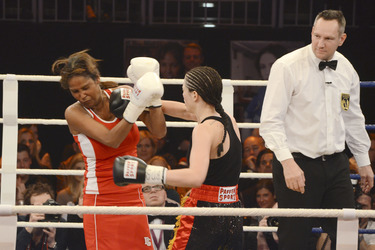 'Das große Sat.1 Promiboxen 2013' TV-Show, Düsseldorf