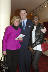 'Eine ganz normale Familie' Theaterpremiere, Berlin